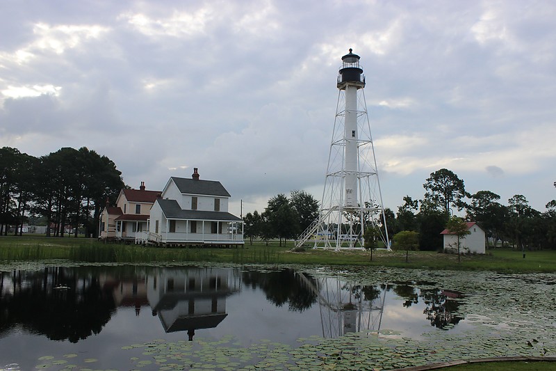 Florida / Cape San Blas lighthouse
Author of the photo: [url=https://www.flickr.com/photos/31291809@N05/]Will[/url]
Keywords: Florida;United States;Gulf of Mexico