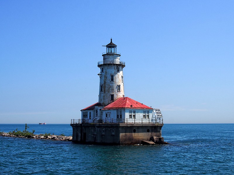 Illinois / Lake Michigan / Chicago Harbor lighthouse
Author of the photo: [url=https://www.flickr.com/photos/selectorjonathonphotography/]Selector Jonathon Photography[/url]
Keywords: United States;Illinois;Chicago;Lake Michigan