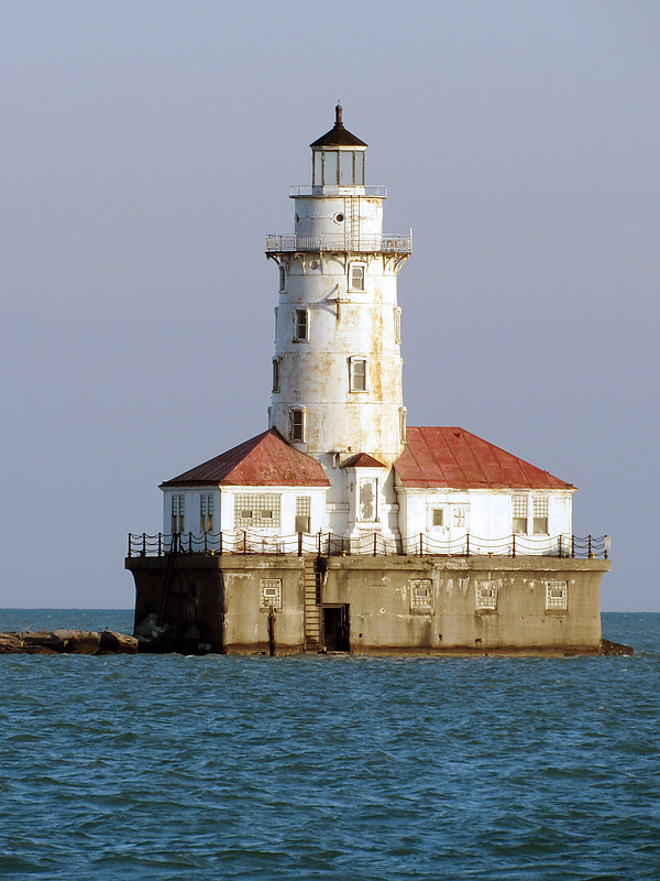 Illinois / Lake Michigan / Chicago Harbor lighthouse
Author of the photo: [url=https://jeremydentremont.smugmug.com/]nelights[/url]

Keywords: United States;Illinois;Chicago;Lake Michigan