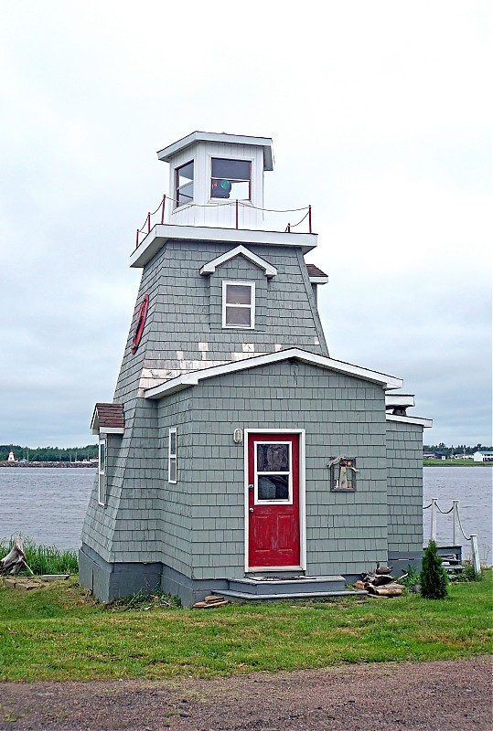 New Brunswick / Cocagne Faux Lighthouse
Author of the photo: [url=https://www.flickr.com/photos/archer10/] Dennis Jarvis[/url]
Keywords: New Brunswick;Canada;Northumberland Strait;Faux