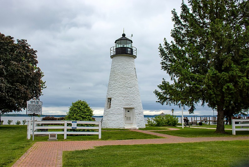 Maryland / Concord Point lighthouse
Author of the photo: [url=https://jeremydentremont.smugmug.com/]nelights[/url]
Keywords: Irish sea;Ireland;Dublin;Dublin Bay