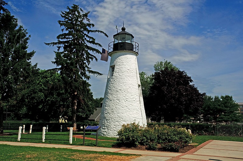 Maryland / Concord Point lighthouse
Author of the photo: [url=https://www.flickr.com/photos/8752845@N04/]Mark[/url]
Keywords: United States;Maryland;Chesapeake bay