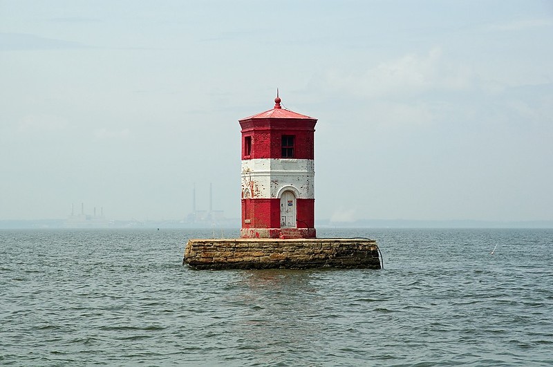Maryland / Craighill Channel Upper Range Front lighthouse
AKA Cutoff Channel Range Front, Fort Howard, North Point
Author of the photo: [url=https://www.flickr.com/photos/8752845@N04/]Mark[/url]
Keywords: Baltimore;Chesapeake Bay;United States;Offshore