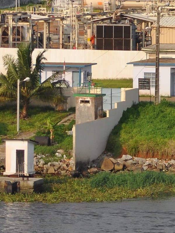 Abidjan / Canal de Vridi E Side F 3
Keywords: Abidjan;Ivory coast;Gulf of Guinea