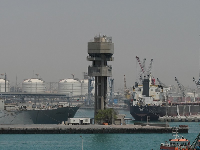 Ahmadi / Main Mole Head Control Tower light
Keywords: Persian gulf;Kuwait;Ahmadi;Vessel Traffic Service