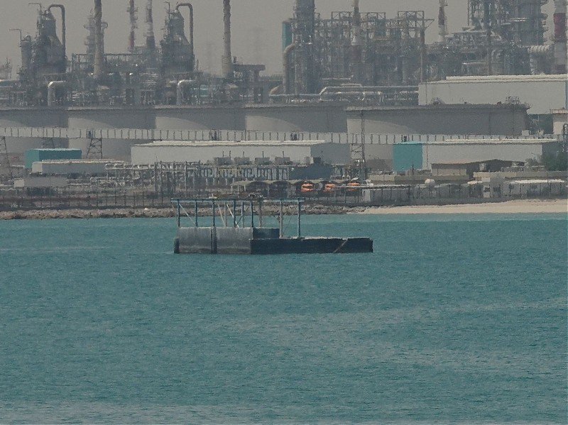 Ahmadi /  Cooling Water Intake light
Keywords: Persian gulf;Kuwait;Ahmadi;Offshore