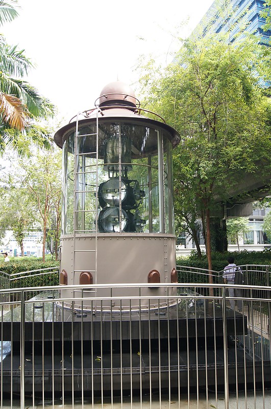 Lantern of Fullerton lighthouse
Photo by Yuri Ishutin
Keywords: Singapore;Lantern;Malacca Strait