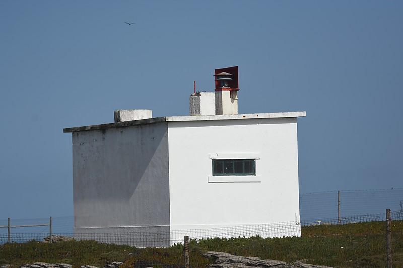 Peniche / Cabo Carvoeiro lighthouse - fog signal
Keywords: Peniche;Portugal;Atlantic ocean;Siren