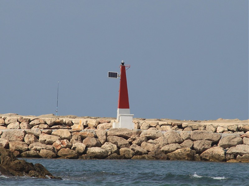 Puerto de Oliva	/ Yacht Club Breakwater Head light
Keywords: Oliva;Spain;Mediterranean sea