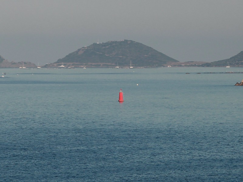 Corsica / Ajaccio / La Guardiola light
Keywords: Corsica;Ajaccio;France;Mediterranean sea;Offshore