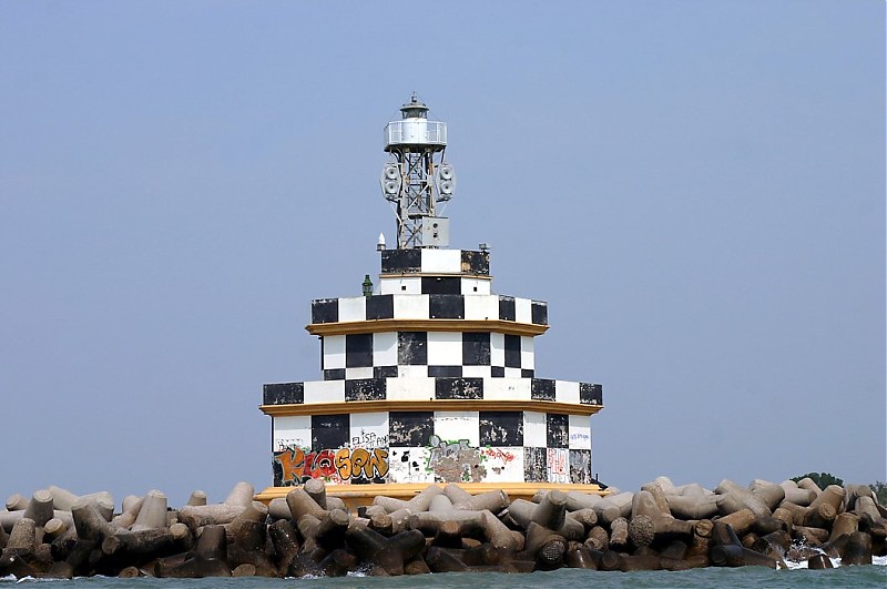 GOLFO DI VENEZIA - Porto di Lido - NE Breakwater - Head Lighthouse
Keywords: Venice;Gulf of Venice;Italy;Adriatic sea