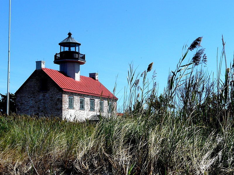 New Jersey / East Point lighthouse
Author of the photo: [url=https://www.flickr.com/photos/9742303@N02/albums]Kaye Duncan[/url]

Keywords: New Jersey;United States;Atlantic ocean;Delaware Bay