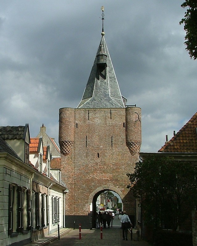 Elburg Lighthouse
Author of the photo: [url=https://www.flickr.com/photos/larrymyhre/]Larry Myhre[/url]
Keywords: Netherlands;Elburg