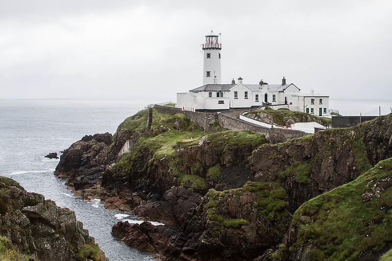 Fanad Head Lighthouse
Photo source:[url=http://lighthousesrus.org/index.htm]www.lighthousesRus.org[/url]
Non-commercial usage with attribution allowed
Keywords: Ireland;Atlantic ocean;Lough Swilly