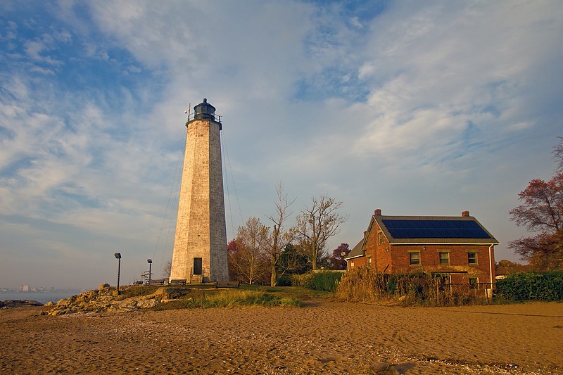 Connecticut / Five Mile Point lighthouse
Author of the photo: [url=https://jeremydentremont.smugmug.com/]nelights[/url]
Keywords: Connecticut;United States;Atlantic ocean