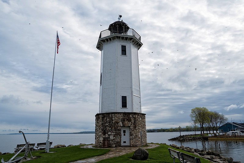 Wisconsin / Fond du Lac lighthouse
Author of the photo: [url=https://www.flickr.com/photos/selectorjonathonphotography/]Selector Jonathon Photography[/url]
Keywords: Wisconsin;United States;Fond du Lac