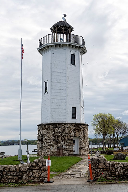 Wisconsin / Fond du Lac lighthouse
Author of the photo: [url=https://www.flickr.com/photos/selectorjonathonphotography/]Selector Jonathon Photography[/url]
Keywords: Wisconsin;United States;Fond du Lac