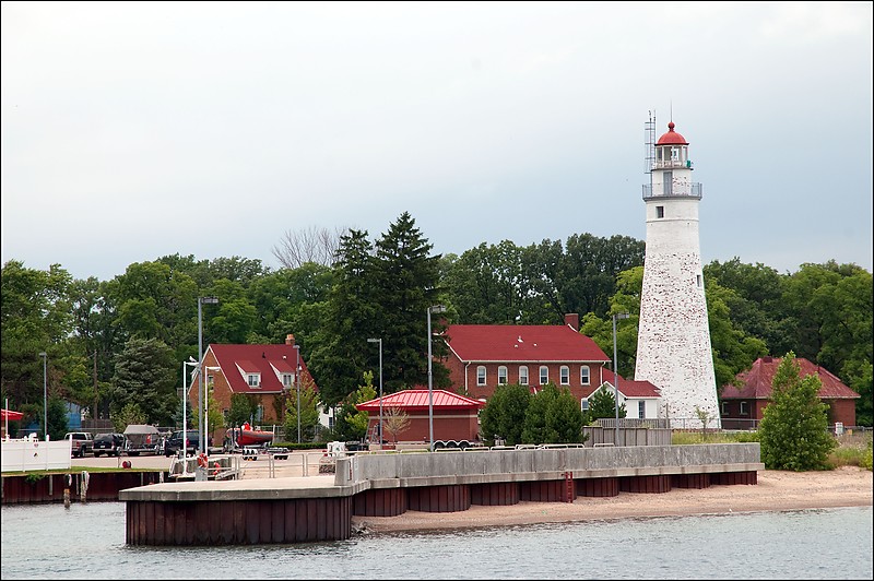 Michigan / Port Huron / Fort Gratiot lighthouse
Author of the photo: [url=https://www.flickr.com/photos/jowo/]Joel Dinda[/url]
Keywords: Michigan;Lake Huron;United States;Port Huron