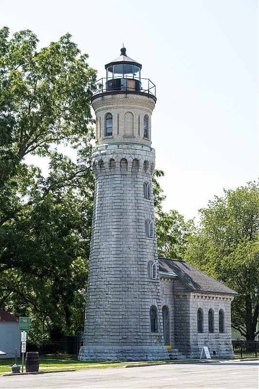 New York / Old Fort Niagara lighthouse
Author of the photo: [url=https://www.flickr.com/photos/selectorjonathonphotography/]Selector Jonathon Photography[/url]
Keywords: New York;Lake Ontario;United States