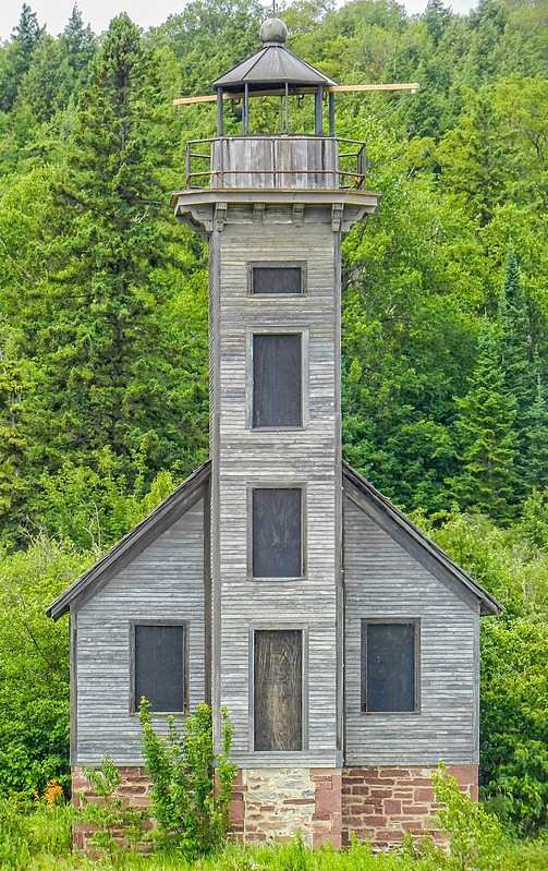 Michigan / Grand Island East Channel lighthouse
Author of the photo: [url=https://www.flickr.com/photos/selectorjonathonphotography/]Selector Jonathon Photography[/url]
Keywords: Michigan;Lake Superior;United States