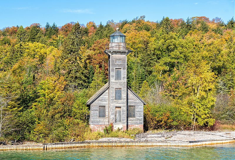 Michigan / Grand Island East Channel lighthouse
Author of the photo: [url=https://www.flickr.com/photos/selectorjonathonphotography/]Selector Jonathon Photography[/url]
Keywords: Michigan;Lake Superior;United States