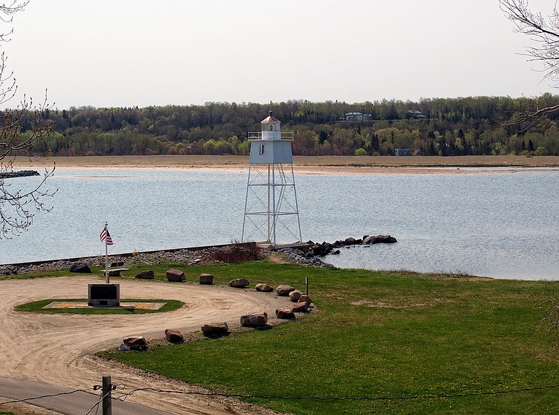 Michigan / Grand Marais Harbor of Refuge Inner light
Author of the photo: [url=https://www.flickr.com/photos/selectorjonathonphotography/]Selector Jonathon Photography[/url]
Keywords: Michigan;Lake Superior;United States