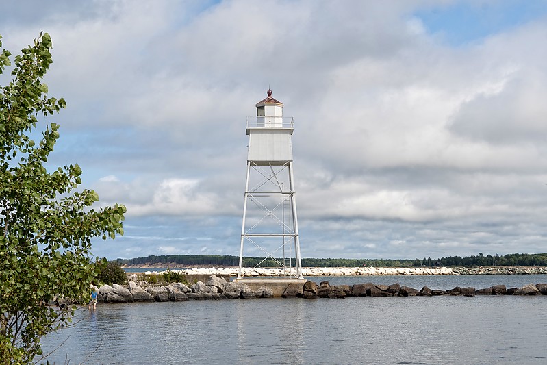 Michigan / Grand Marais Harbor of Refuge Inner light
Author of the photo: [url=https://www.flickr.com/photos/selectorjonathonphotography/]Selector Jonathon Photography[/url]
Keywords: Michigan;Lake Superior;United States