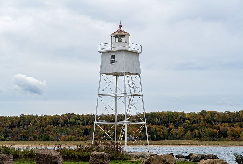 Michigan / Grand Marais Harbor of Refuge Inner light
Author of the photo: [url=https://www.flickr.com/photos/selectorjonathonphotography/]Selector Jonathon Photography[/url]
Keywords: Michigan;Lake Superior;United States