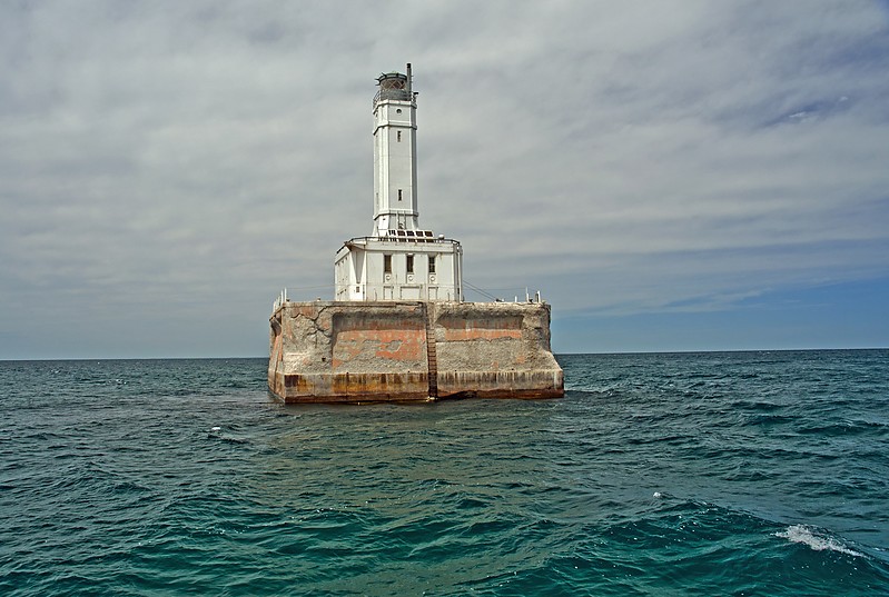 Michigan / Grays Reef lighthouse
Author of the photo: [url=https://www.flickr.com/photos/8752845@N04/]Mark[/url]
Keywords: Michigan;Lake Michigan;United States;Offshore