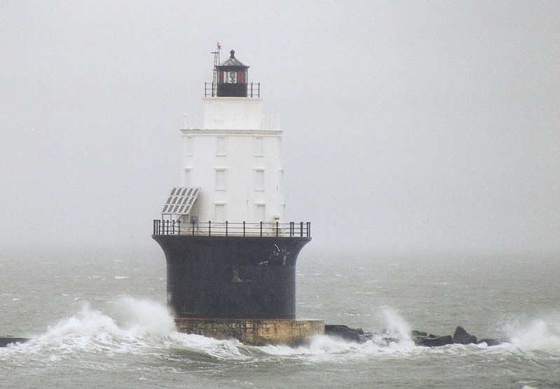 Delaware / Lewes / Harbor of Refuge Lighthouse
Author of the photo: [url=https://www.flickr.com/photos/larrymyhre/]Larry Myhre[/url]

Keywords: Lewes;Delaware;United States;Atlantic ocean