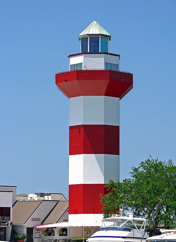South Carolina / Hilton Head / Harbour Town lighthouse
Author of the photo: [url=https://www.flickr.com/photos/8752845@N04/]Mark[/url]
Keywords: South Carolina;Hilton Head;Atlantic ocean;United States