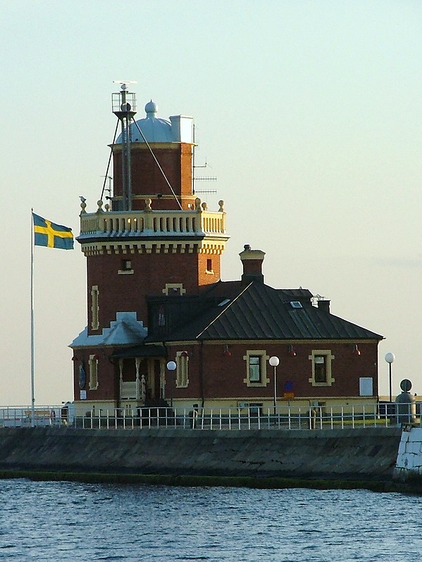 Oresund / Helsingborg lighthouse
Author of the photo: [url=https://www.flickr.com/photos/larrymyhre/]Larry Myhre[/url]

Keywords: Oresund;Sweden;Helsingborg
