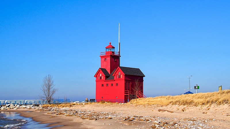 Michigan /  Holland Harbor South Pierhead lighthouse
Author of the photo: [url=https://www.flickr.com/photos/selectorjonathonphotography/]Selector Jonathon Photography[/url]
Keywords: Michigan;Holland;Lake Michigan;United States