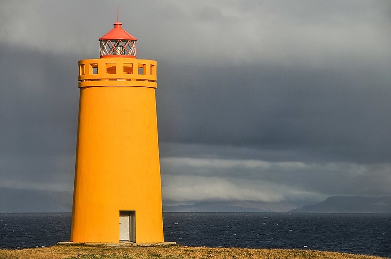 Keflavik Area / Holmsberg Lighthouse
Author of the photo: [url=https://www.flickr.com/photos/48489192@N06/]Marie-Laure Even[/url]

Keywords: Keflavik;Iceland;Atlantic ocean