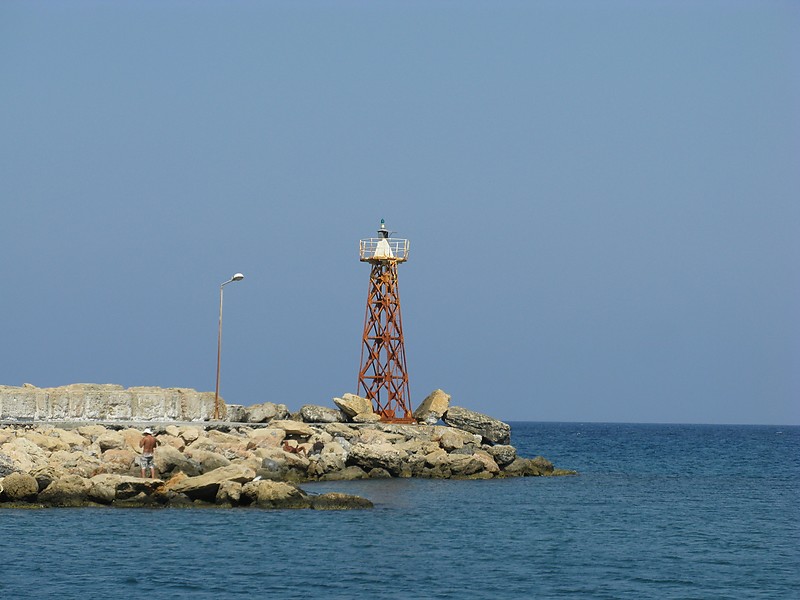 Girne Marina breakwater light
Keywords: Northern Cyprus;Mediterranean sea;Girne;Kyrenia