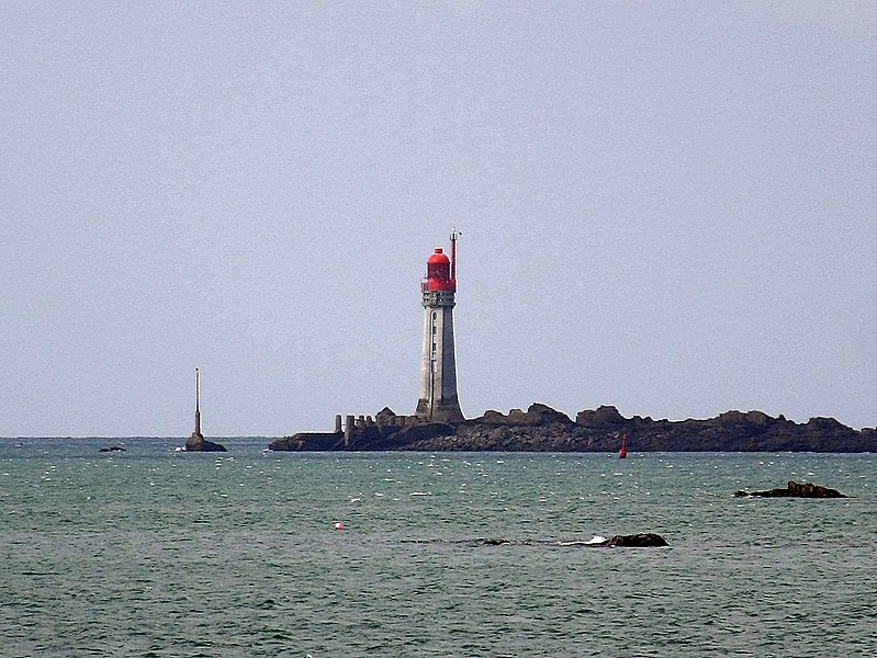 Brittany / Approach Saint Malo / Grand Jardin Lighthouse
Keywords: Saint Malo;English channel;France;Offshore;Brittany