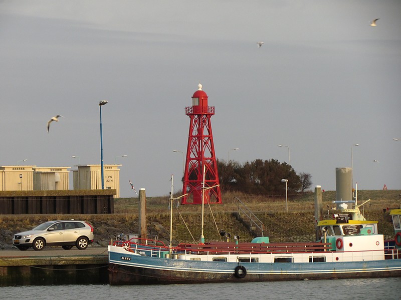 Den Oever lighthouse
Keywords: Den Oever;Netherlands;North sea