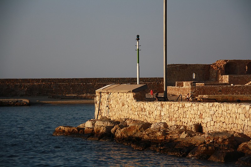 Crete / Chania Inner South Mole Head light
Keywords: Crete;Chania;Greece;Aegean sea
