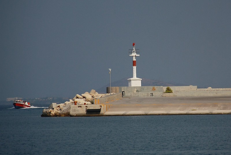 Crete / Rethymno South Mole light
Keywords: Rethymno;Crete;Greece;Aegean sea