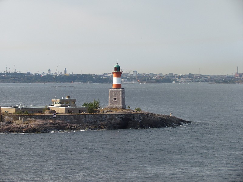 Helsinki / Harmaja (Range Front) Lighthouse 
Keywords: Helsinki;Gulf of Finland;Finland;Vessel traffic service