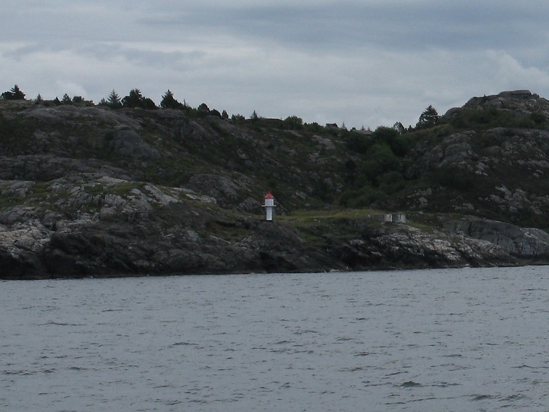 Skjeljanger NW side lighthouse
Keywords: Norway;Meland;Skjeljanger