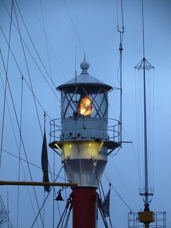 Emden / Lightship Amrumbank (II) - lantern
Keywords: Germany;Emden;Lightship;Lantern