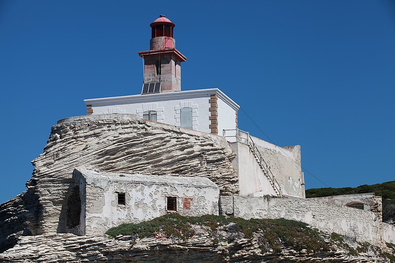 Phare de la Madonetta
Keywords: Corsica;France;Mediterranean sea