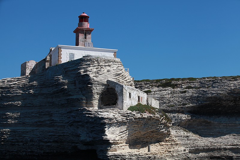 Phare de la Madonetta
Keywords: Corsica;France;Mediterranean sea