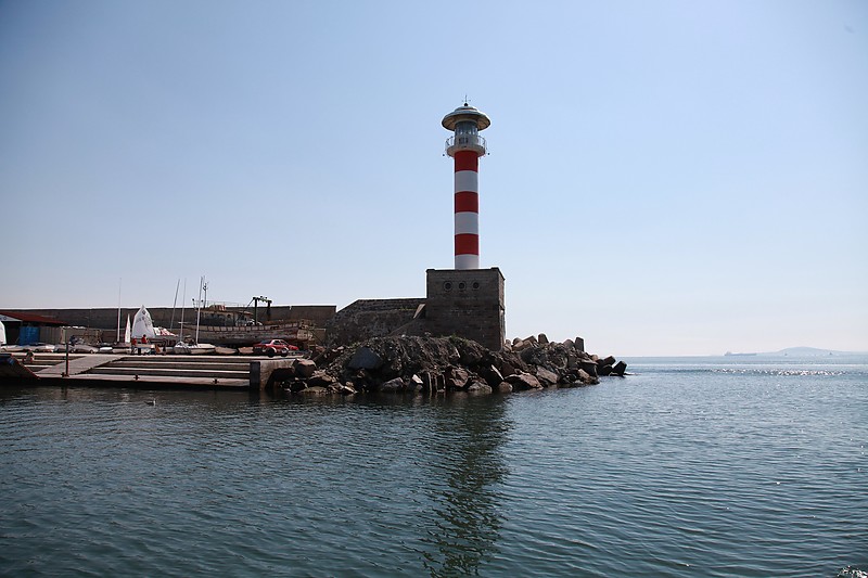 Burgas / East Mole Lighthouse
Keywords: Burgas;Bulgaria;Black sea