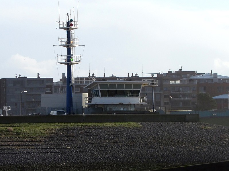 Scheveningen Signal Station and Traffic Control
Keywords: Den Haag;Netherlands;North Sea;Vessel Traffic Service