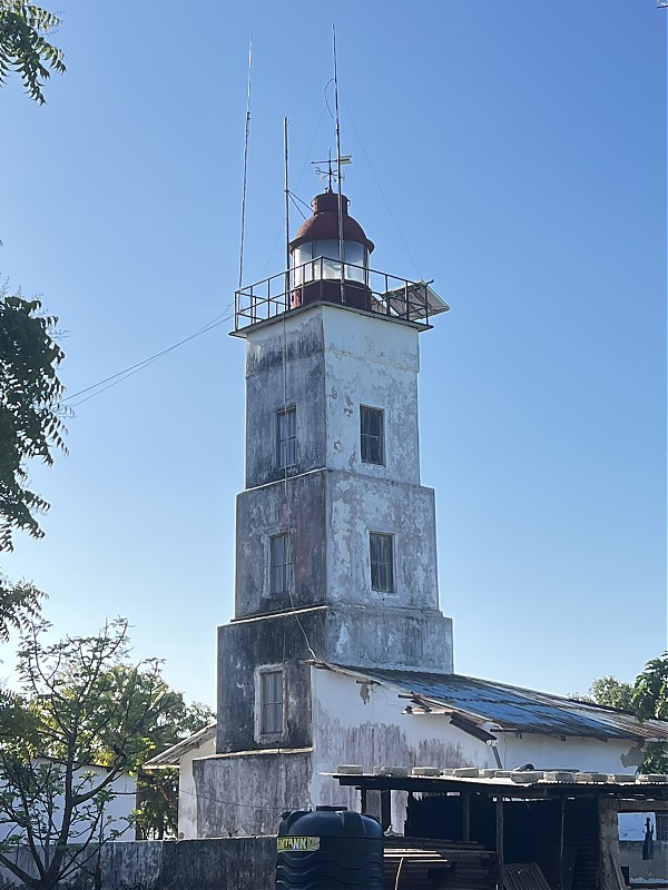 Zanzibar / Ras Nungwi lighthouse
AKA Hog Point
Photo by Habib Mammadov
Keywords: Tanzania;Zanzibar;Indian ocean