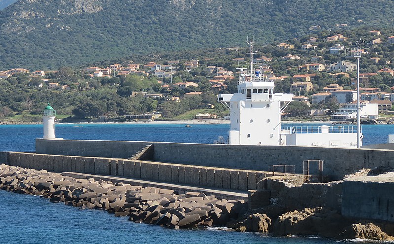 Corsica / Ile Rousse / Île Rousse Jetée lighthouse
Author of the photo: [url=https://www.flickr.com/photos/21475135@N05/]Karl Agre[/url]
Keywords: Corsica;France;Ligurian Sea