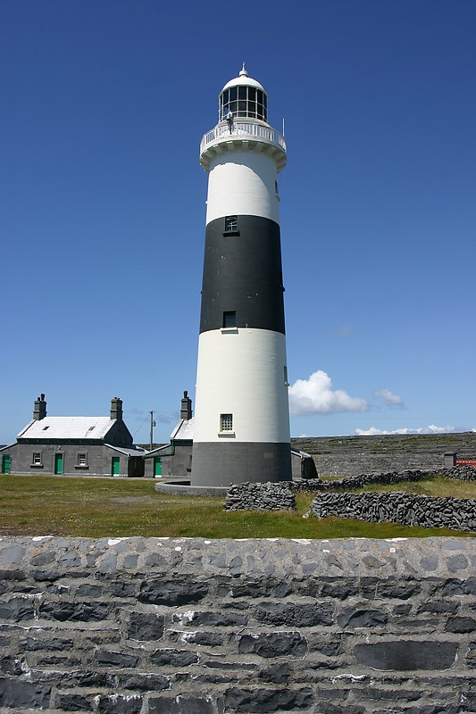 Connacht / County Galway / Aran Islands / Inis Oirr (Inisheer - Fardurris Point) Lighthouse
Author of the photo: [url=https://www.flickr.com/photos/31291809@N05/]Will[/url]

Keywords: Ireland;Connacht;Atlantic ocean;Aran islands