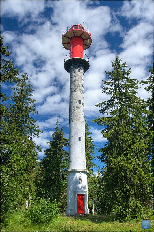 Juminda Lighthouse
Author of the photo: [url=http://www.panoramio.com/user/1496126]Tuderna[/url]

Keywords: Estonia;Gulf of Finland